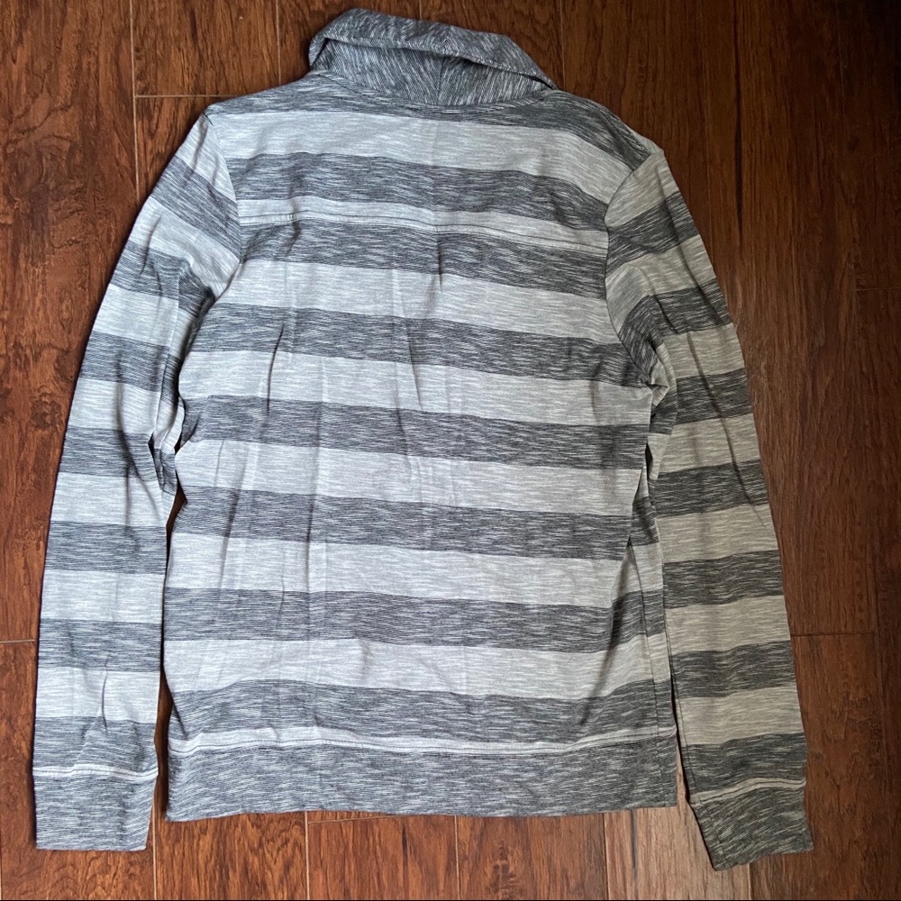 Cardigan - Picture 4 of 4
